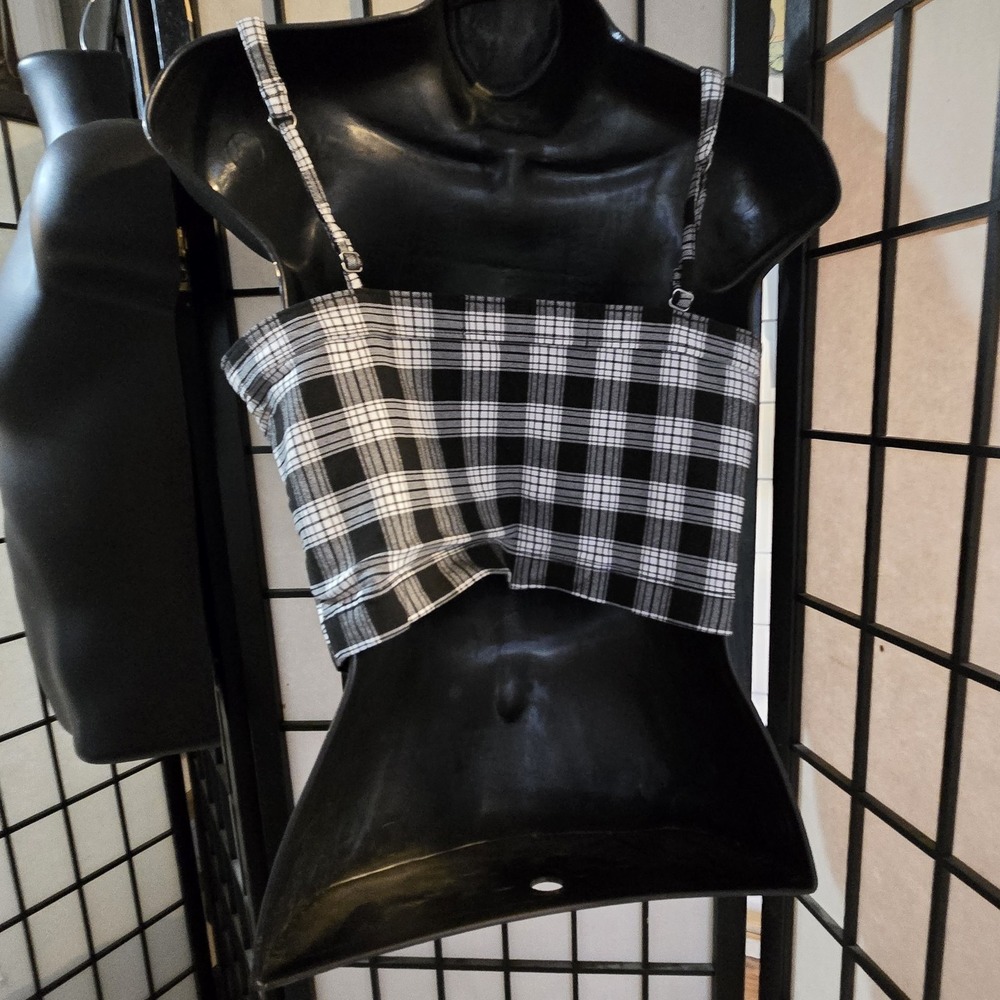 Hollister Black and White Plaid Crop Top Size M Square Neck Preppy Grunge y2k - Picture 3 of 7